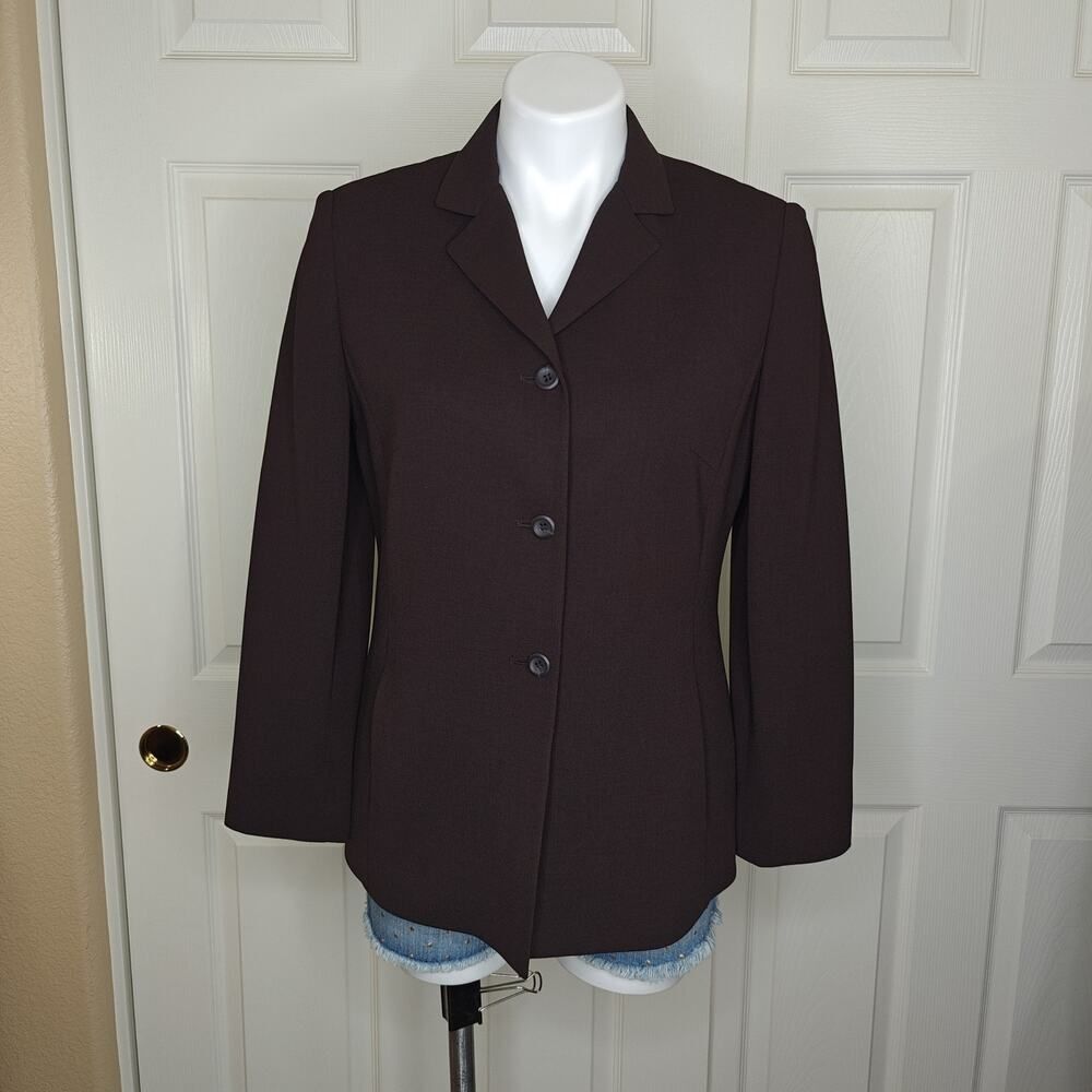 Casual Corner 3 button single breasted blazer sz 4P